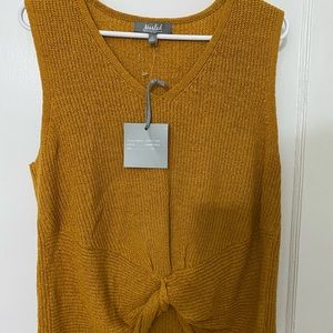 Mustard sleeveless knitted sweater